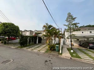 Casa em condomínio para venda em Morada da Colina