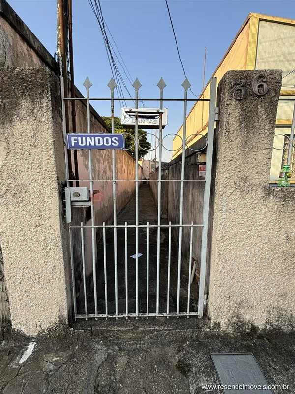 Foto 11 de 16 - Casa para venda em Vila Santa Cecília