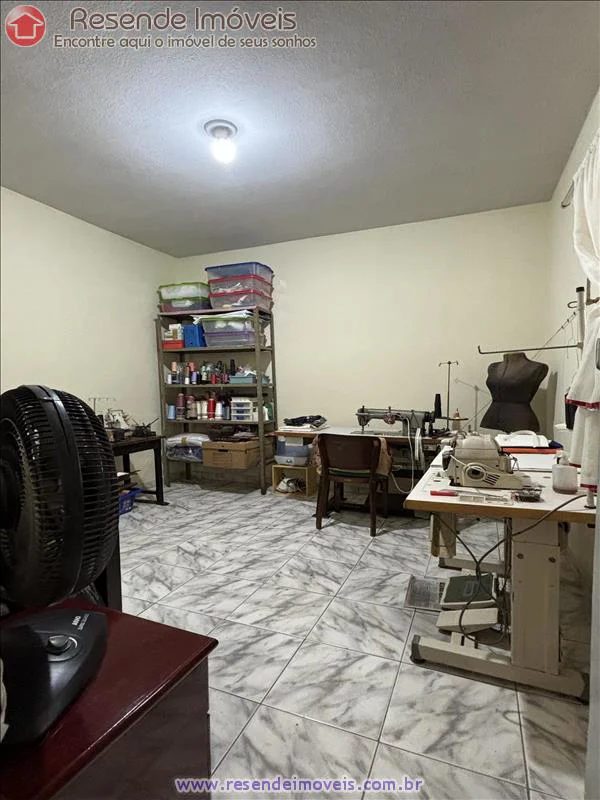 Foto 13 de 16 - Casa para venda em Vila Santa Cecília