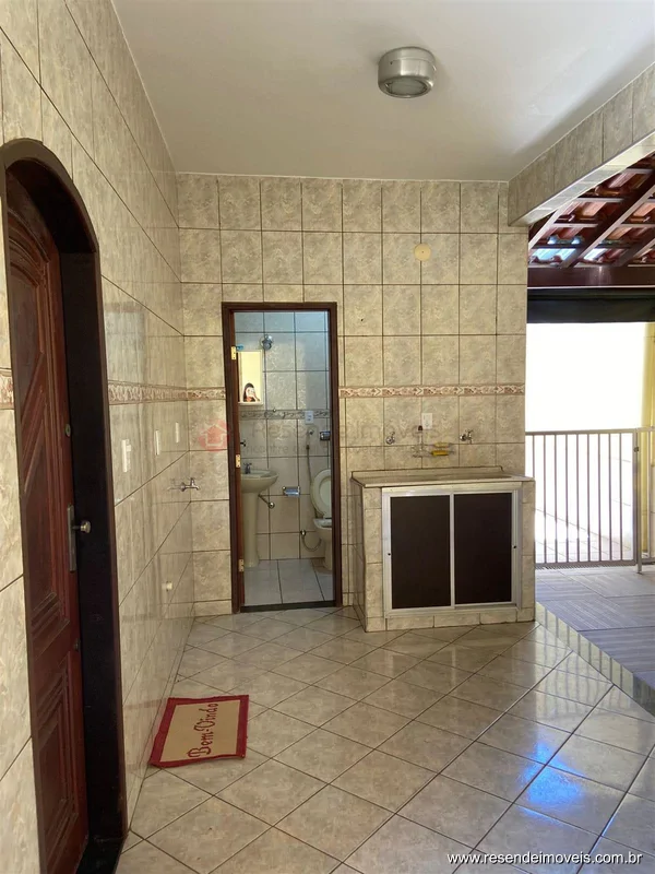 Foto 5 de 17 - Casa para venda e aluguel em Montese