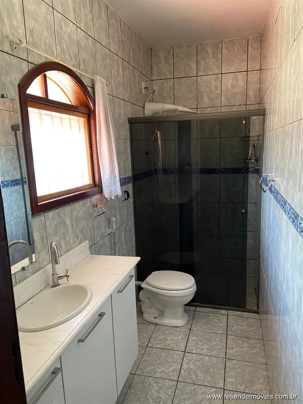 Foto 11 de 17 - Casa para venda e aluguel em Montese