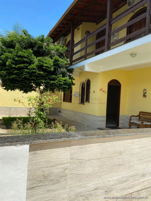 Foto 2 de 17 - Casa para venda e aluguel em Montese