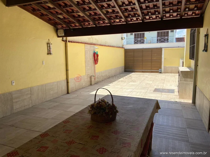 Foto 3 de 17 - Casa para venda e aluguel em Montese