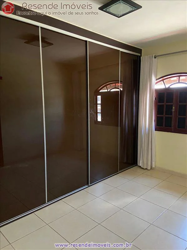 Foto 9 de 17 - Casa para venda e aluguel em Montese