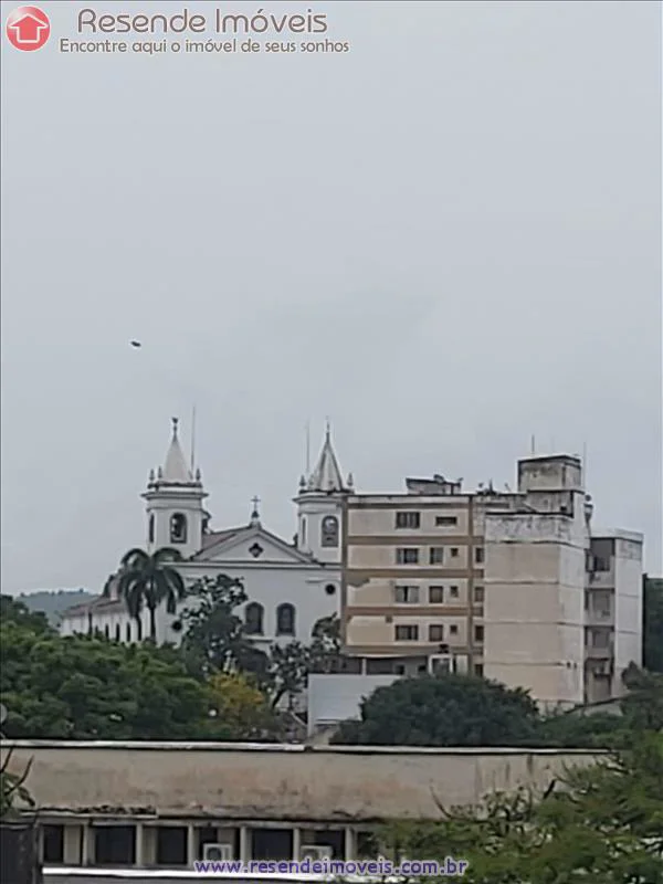 Foto 3 de 44 - Apartamento para venda em Centro