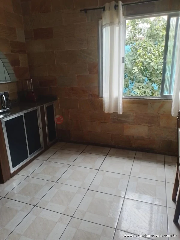 Foto 13 de 20 - Casa para venda em Santa Isabel