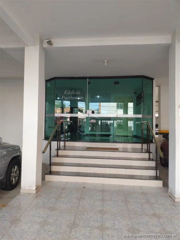 Foto 2 de 33 - Cobertura para venda em Comercial