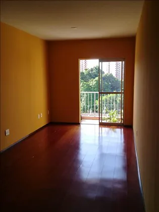 Apartamento para venda em Centro - Imobiliária Betty Imobiliária