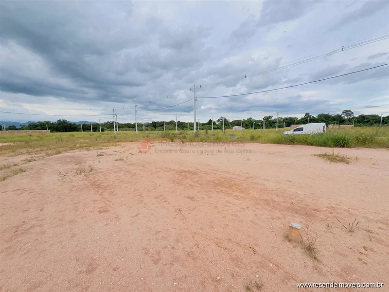 Foto 1 de 2 - Terreno para venda em Jardim do Sol