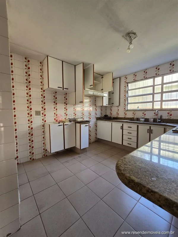 Foto 9 de 35 - Casa para venda em Centro