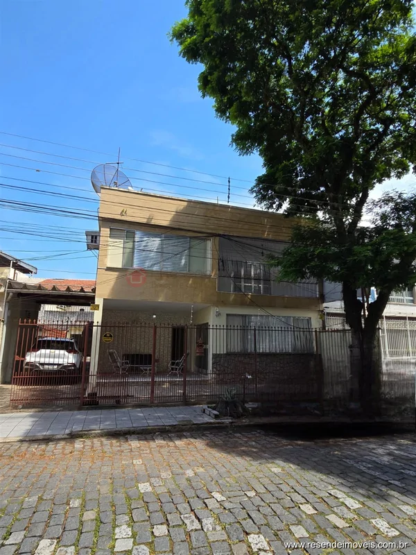 Foto 1 de 35 - Casa para venda em Centro