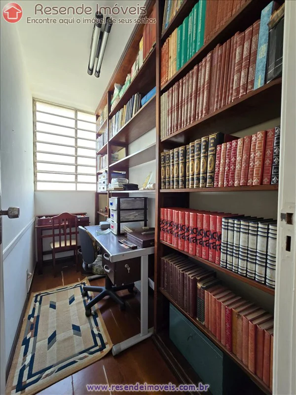 Foto 32 de 35 - Casa para venda em Centro