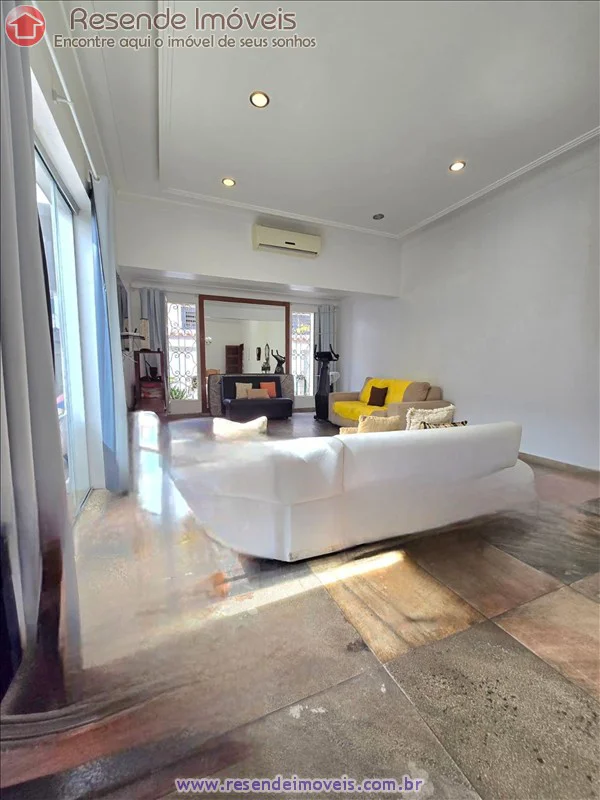 Foto 35 de 42 - Casa para venda em Centro