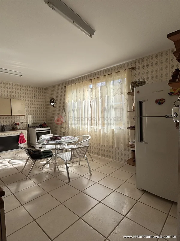 Foto 6 de 18 - Casa para venda em Jardim Tropical