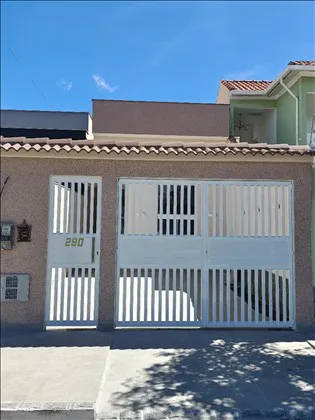 Casa para aluguel em Santa Isabel