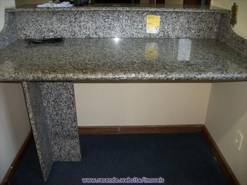 Sala Comercial para Alugar no Jardim Tropical em Resende RJ