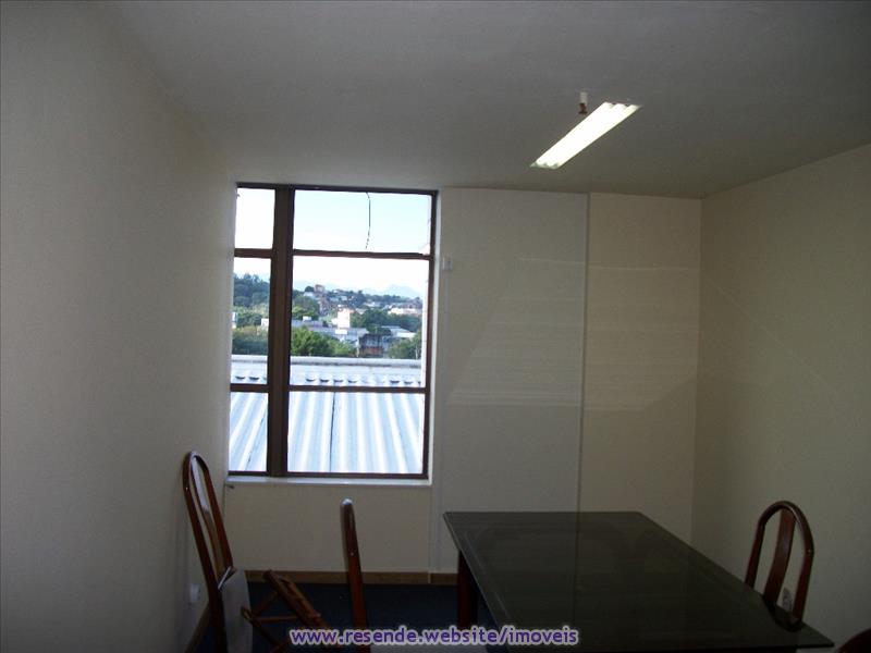 Sala Comercial para Alugar no Jardim Tropical em Resende RJ