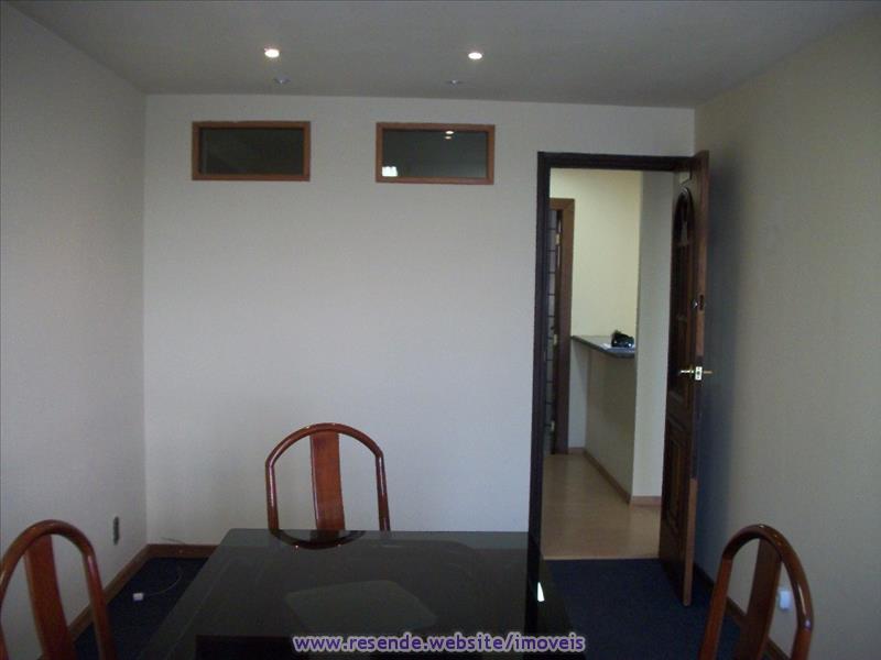 Sala Comercial para Alugar no Jardim Tropical em Resende RJ