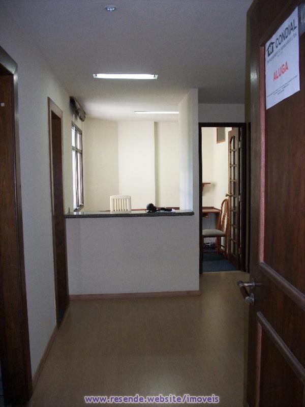 Sala Comercial para Alugar no Jardim Tropical em Resende RJ