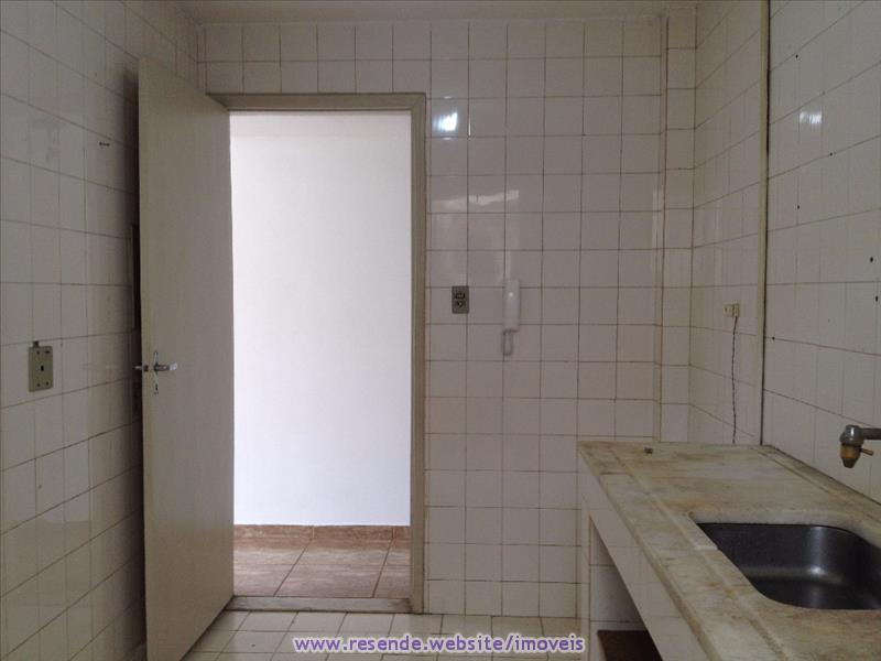 Apartamento para Alugar no Comercial em Resende RJ