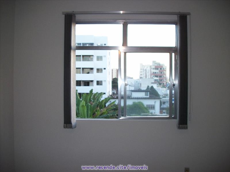 Apartamento para Alugar no Comercial em Resende RJ