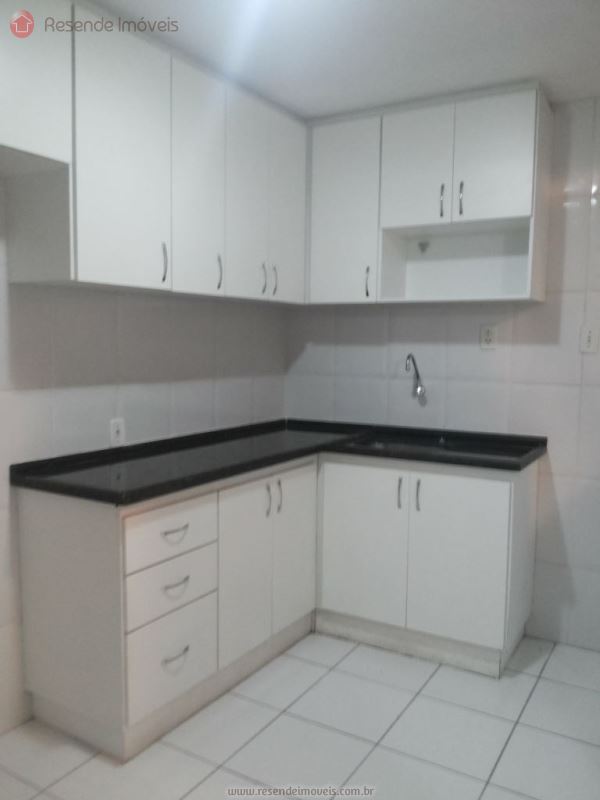 Apartamento para Alugar no Comercial em Resende RJ