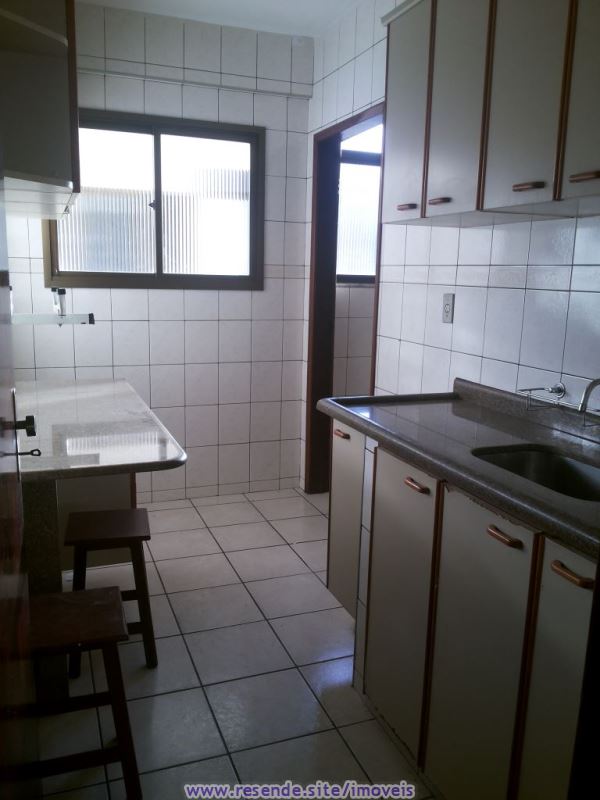 Apartamento para Alugar no Comercial em Resende RJ