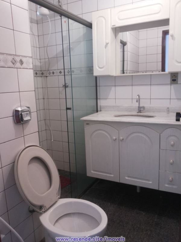 Apartamento para Alugar no Comercial em Resende RJ