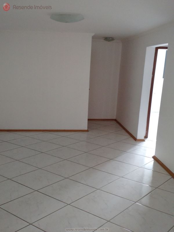 Apartamento para Alugar no Comercial em Resende RJ