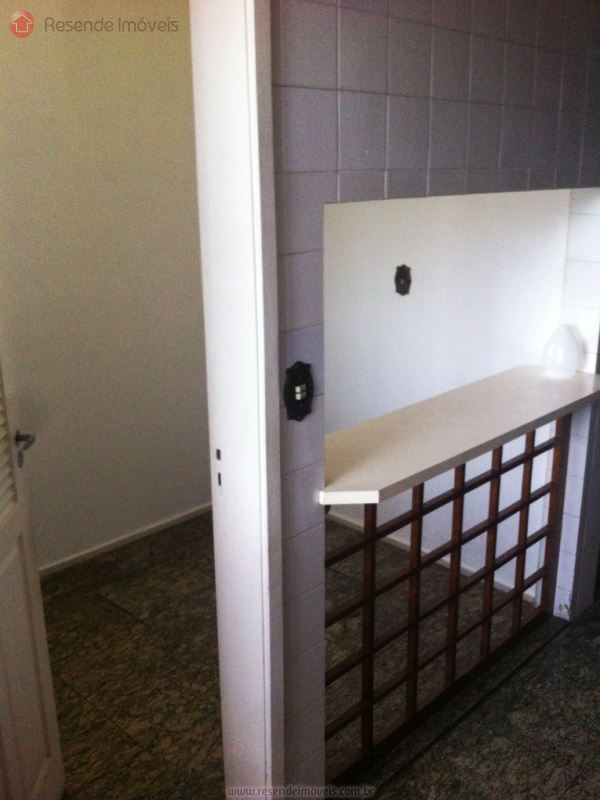 Apartamento para Alugar no Comercial em Resende RJ