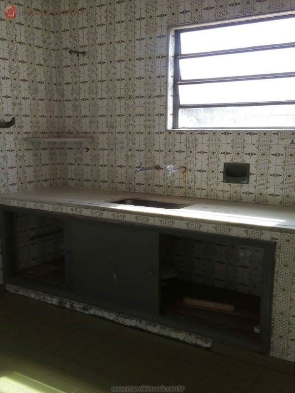 Apartamento para Alugar no Comercial em Resende RJ