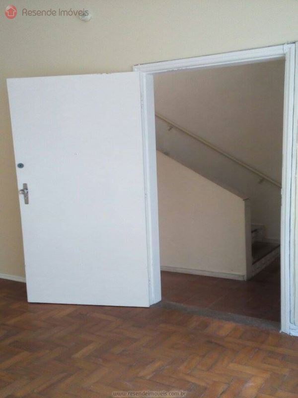 Apartamento para Alugar no Comercial em Resende RJ