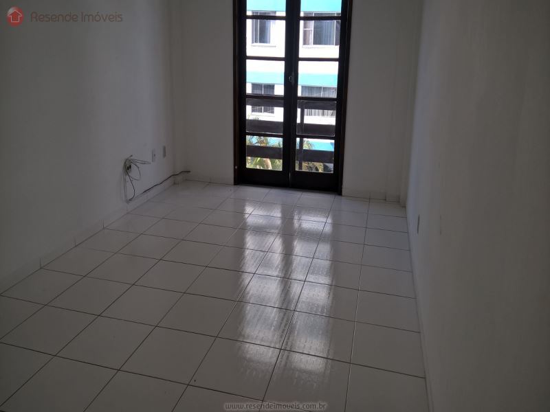 Apartamento para Alugar no Comercial em Resende RJ