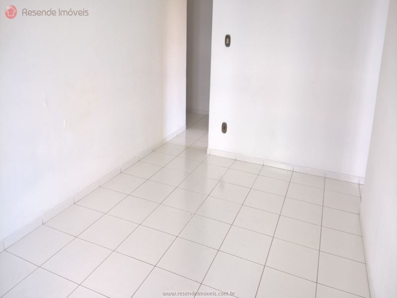 Apartamento para Alugar no Comercial em Resende RJ