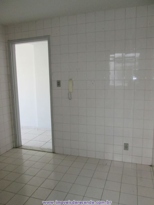 Apartamento para Alugar no Comercial em Resende RJ