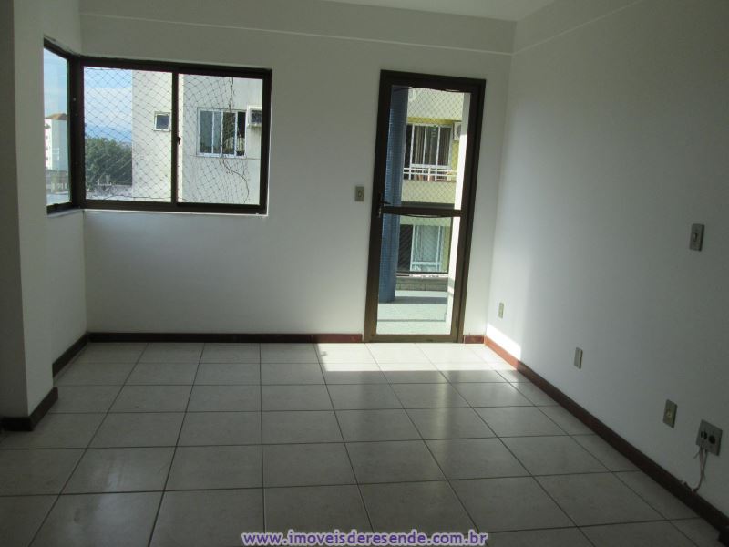 Apartamento para Alugar no Comercial em Resende RJ