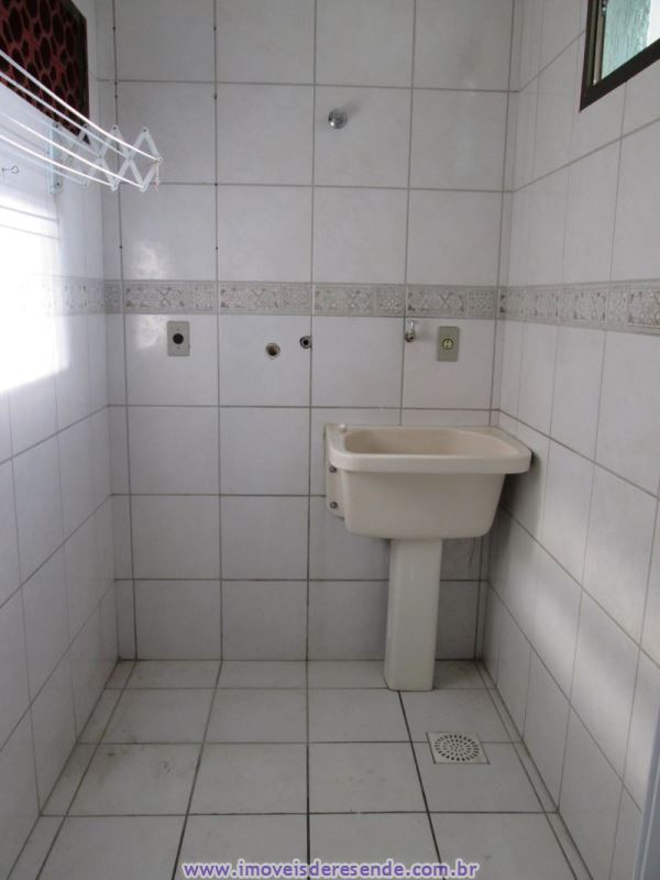 Apartamento para Alugar no Comercial em Resende RJ