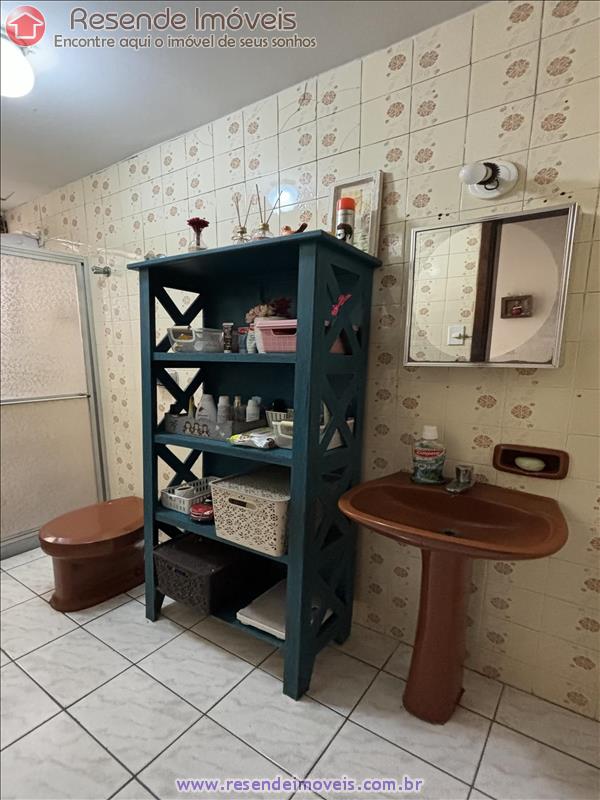 Apartamento a Venda no Comercial em Resende RJ