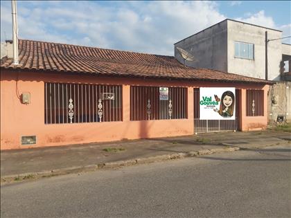 Casa à Venda em Resende RJ