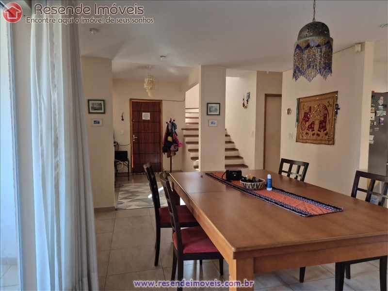 Casa a Venda no Montese em Resende RJ