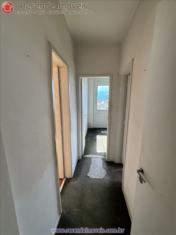 Apartamento a Venda no Comercial em Resende RJ