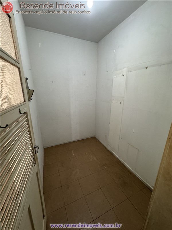 Apartamento a Venda no Comercial em Resende RJ