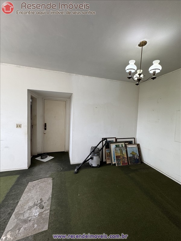 Apartamento a Venda no Comercial em Resende RJ