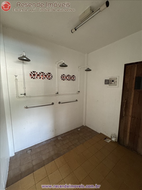 Apartamento a Venda no Comercial em Resende RJ