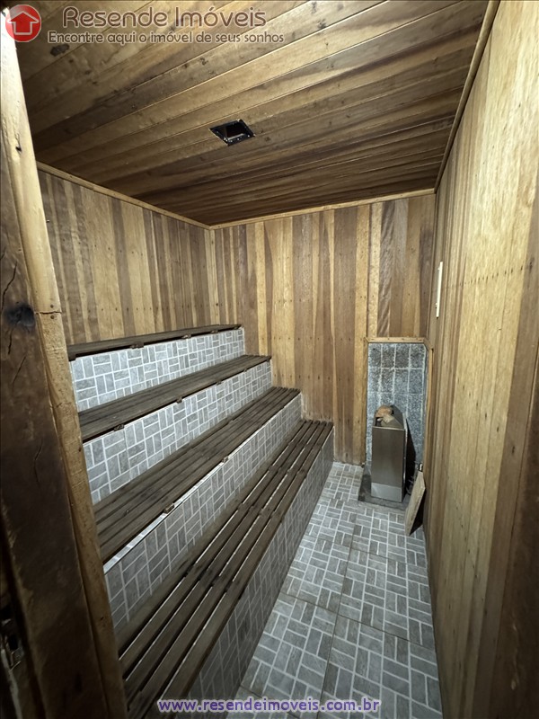 Apartamento a Venda no Comercial em Resende RJ