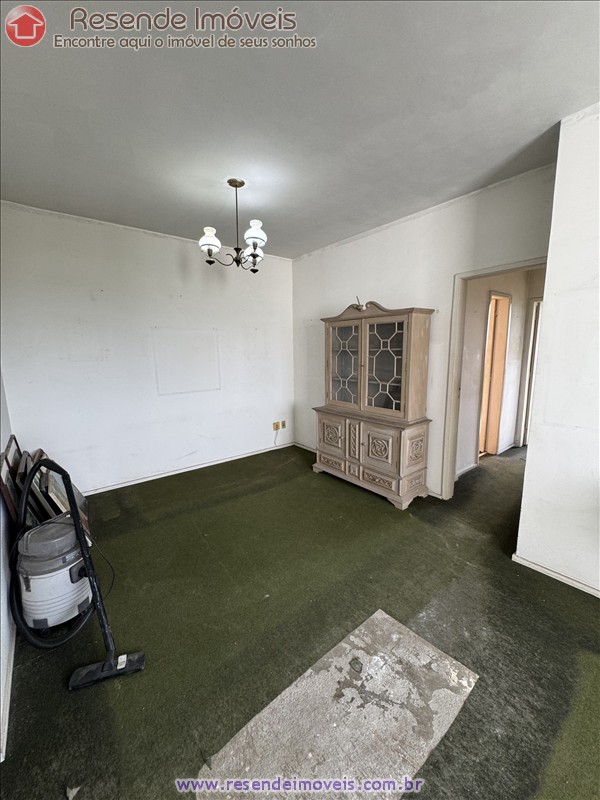 Apartamento a Venda no Comercial em Resende RJ
