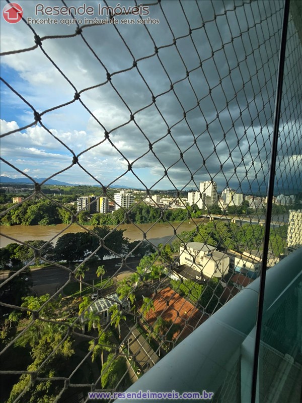 Apartamento a Venda no Comercial em Resende RJ