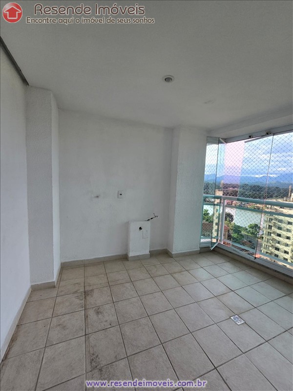 Apartamento a Venda no Comercial em Resende RJ