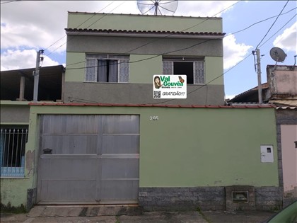 Casa à Venda em Resende RJ